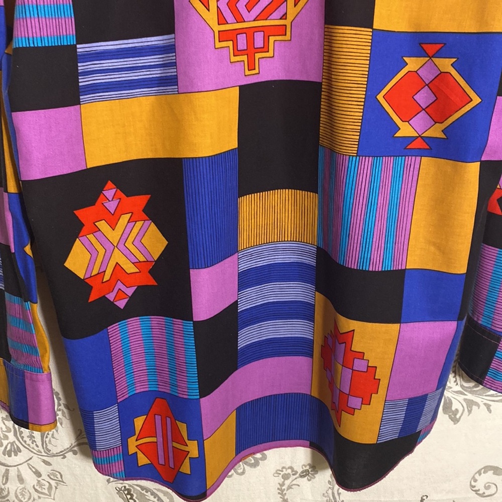 VTG WRANGLER Western Cowboy
Cut Aztec Shirt Size 17-35 XL Tails.
MADE IN‎ USA - Picture 6 of 11